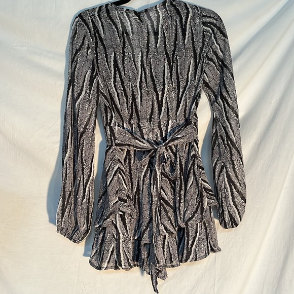Hyfve black/white shimmery ruffled romper - Picture 3 of 5